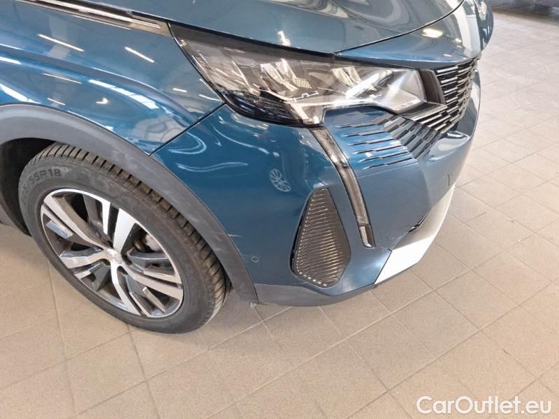 Peugeot  3008 PEUGEOT  / 2020 / 5P / SUV BLUEHDI 130 EAT8 SeS ALLURE #52