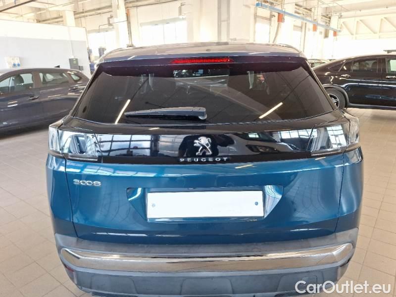 Peugeot  3008 PEUGEOT  / 2020 / 5P / SUV BLUEHDI 130 EAT8 SeS ALLURE #90