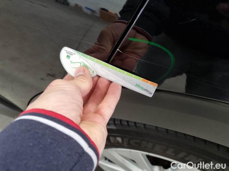 Peugeot  3008 PEUGEOT  / 2016 / 5P / SUV BLUEHDI 130 EAT8 SeS BUSINESS #55