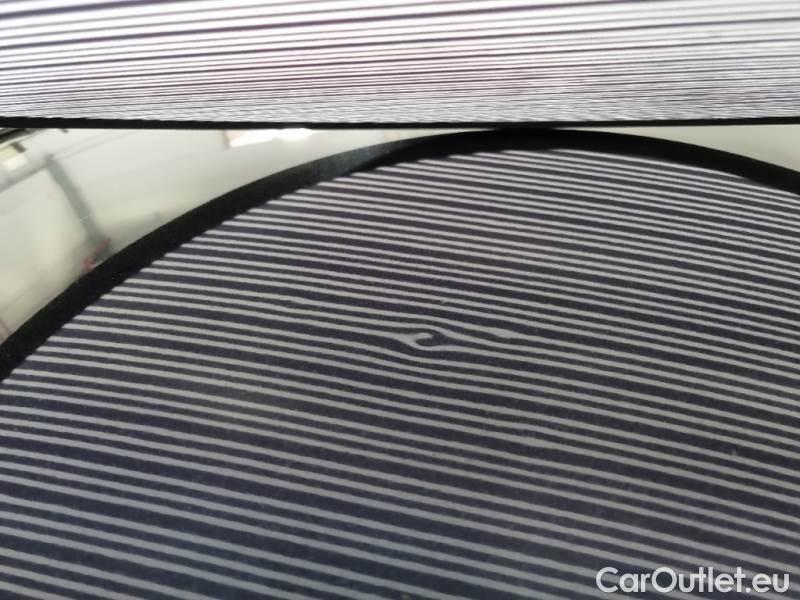 Peugeot  3008 PEUGEOT  / 2016 / 5P / SUV BLUEHDI 130 EAT8 SeS BUSINESS #27