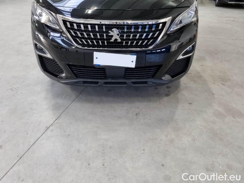 Peugeot  3008 PEUGEOT  / 2016 / 5P / SUV BLUEHDI 130 EAT8 SeS BUSINESS #34