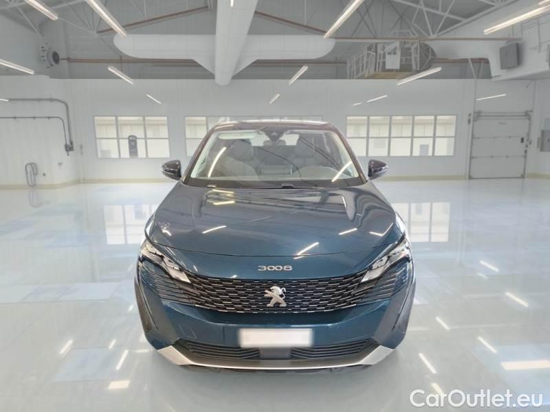 Peugeot  3008 PEUGEOT  / 2020 / 5P / SUV BLUEHDI 130 EAT8 SeS ALLURE #6