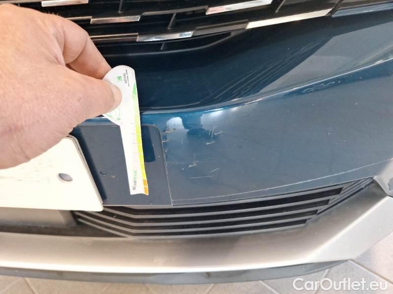 Peugeot  3008 PEUGEOT  / 2020 / 5P / SUV BLUEHDI 130 EAT8 SeS ALLURE #45