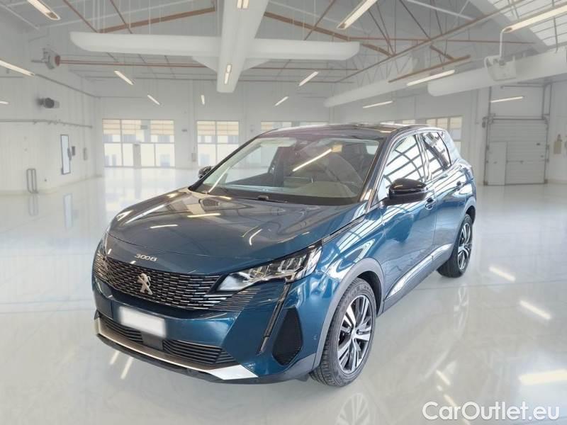 Peugeot  3008 PEUGEOT  / 2020 / 5P / SUV BLUEHDI 130 EAT8 SeS ALLURE #1