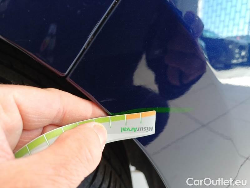 Volkswagen  Golf  VOLKSWAGEN / 2019 / 5P / BERLINA 2.0 TDI SCR 85KW LIFE DSG #82