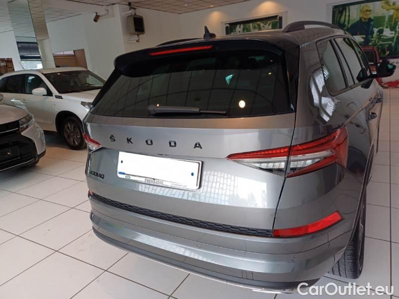 Skoda  Kodiaq SKODA  / 2021 / 5P / SUV 2.0 TDI 110KW SPORTLINE DSG 7P #63