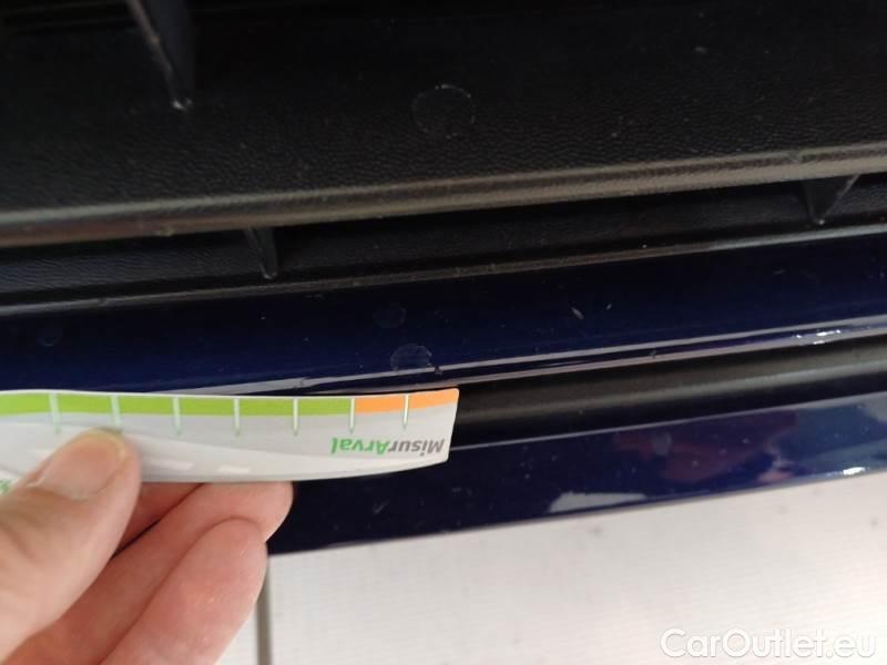 Volkswagen  Golf  VOLKSWAGEN / 2019 / 5P / BERLINA 2.0 TDI SCR 85KW LIFE DSG #46