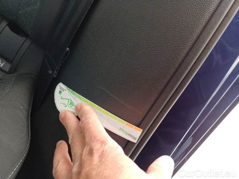 Volkswagen  Golf  VOLKSWAGEN / 2019 / 5P / BERLINA 2.0 TDI SCR 85KW LIFE DSG #141