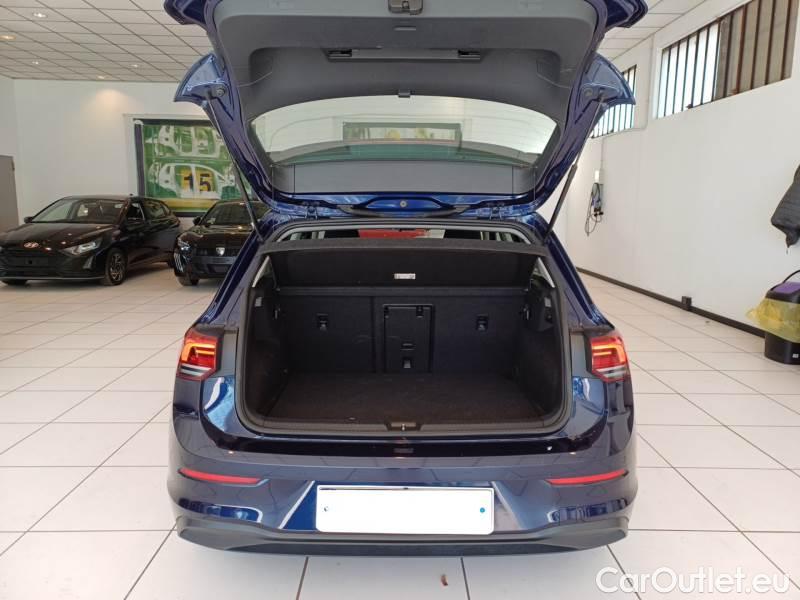 Volkswagen  Golf  VOLKSWAGEN / 2019 / 5P / BERLINA 2.0 TDI SCR 85KW LIFE DSG #5