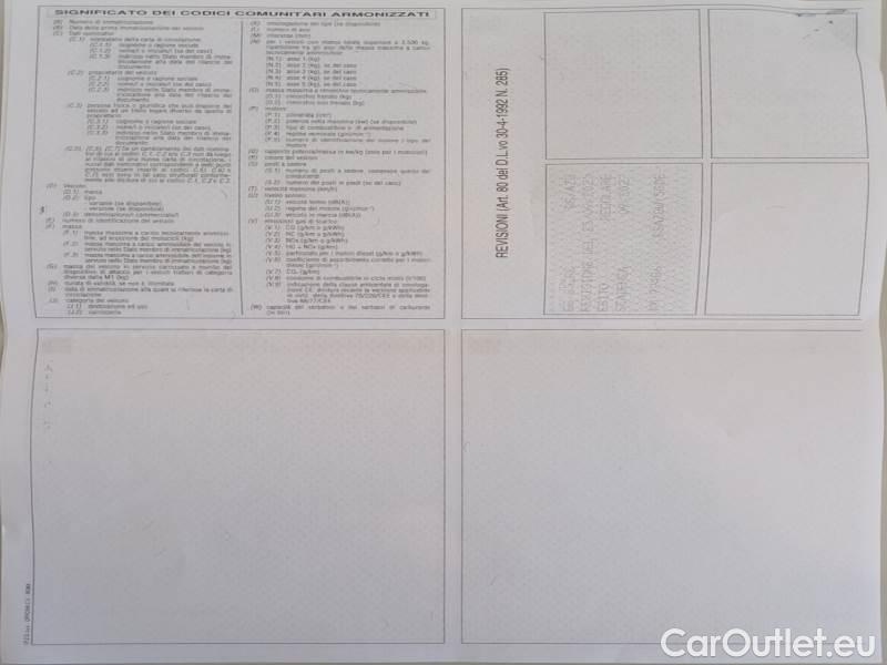 Volkswagen  Golf  VOLKSWAGEN / 2019 / 5P / BERLINA 2.0 TDI SCR 85KW LIFE DSG #152