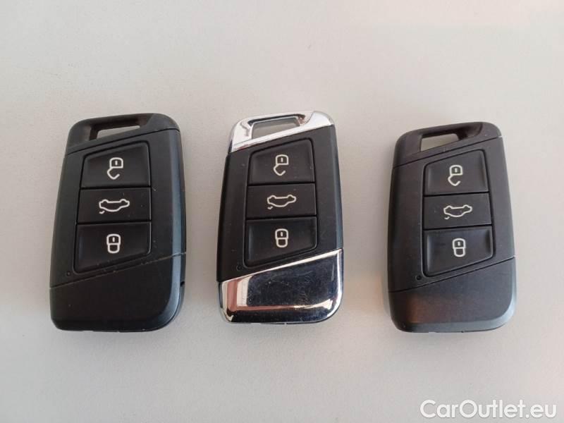 Skoda  Kodiaq SKODA  / 2021 / 5P / SUV 2.0 TDI 110KW SPORTLINE DSG 7P #112