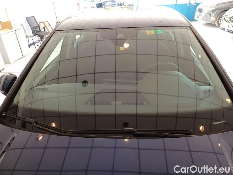 Volkswagen  Golf  VOLKSWAGEN / 2019 / 5P / BERLINA 2.0 TDI SCR 85KW LIFE DSG #10