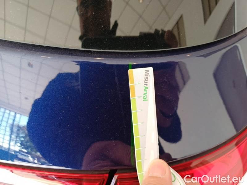 Volkswagen  Golf  VOLKSWAGEN / 2019 / 5P / BERLINA 2.0 TDI SCR 85KW LIFE DSG #71