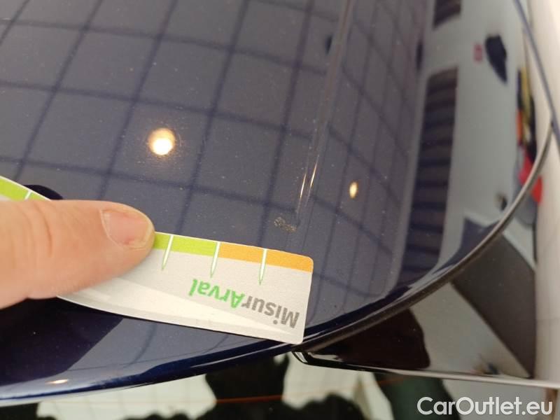 Volkswagen  Golf  VOLKSWAGEN / 2019 / 5P / BERLINA 2.0 TDI SCR 85KW LIFE DSG #29