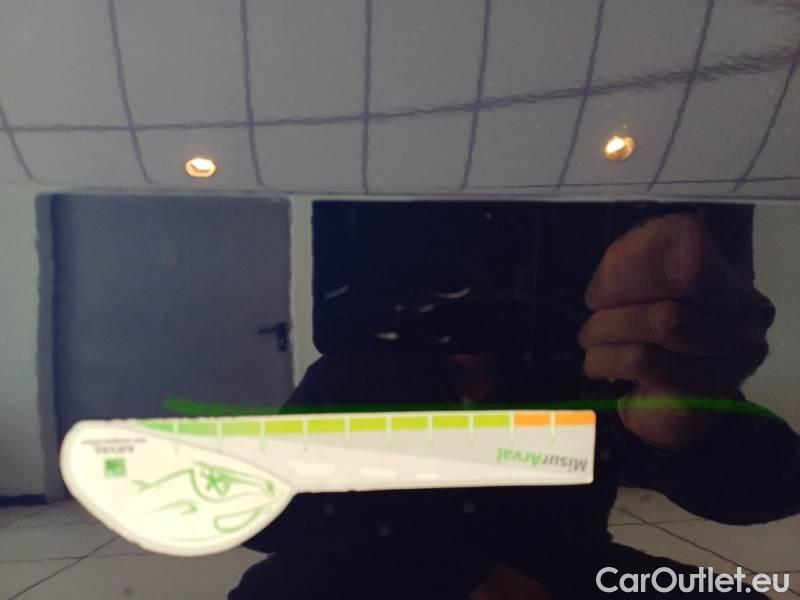 Volkswagen  Golf  VOLKSWAGEN / 2019 / 5P / BERLINA 2.0 TDI SCR 85KW LIFE DSG #53