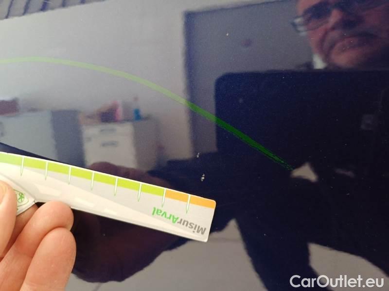 Volkswagen  Golf  VOLKSWAGEN / 2019 / 5P / BERLINA 2.0 TDI SCR 85KW LIFE DSG #60