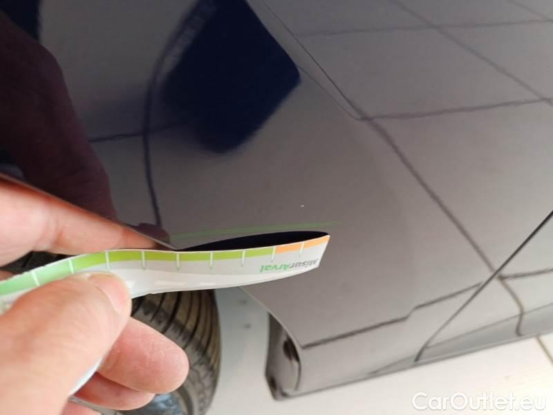 Volkswagen  Golf  VOLKSWAGEN / 2019 / 5P / BERLINA 2.0 TDI SCR 85KW LIFE DSG #99