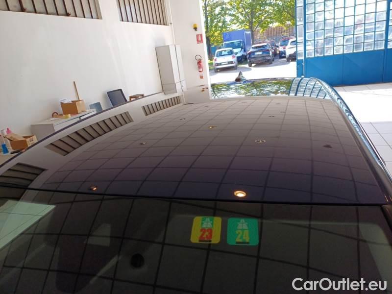 Volkswagen  Golf  VOLKSWAGEN / 2019 / 5P / BERLINA 2.0 TDI SCR 85KW LIFE DSG #9