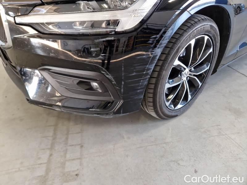 Volvo  V60 VOLVO  / 2019 / 5P / STATION WAGON B4 D AUTOM. MOMENTUM BUSINESS #27