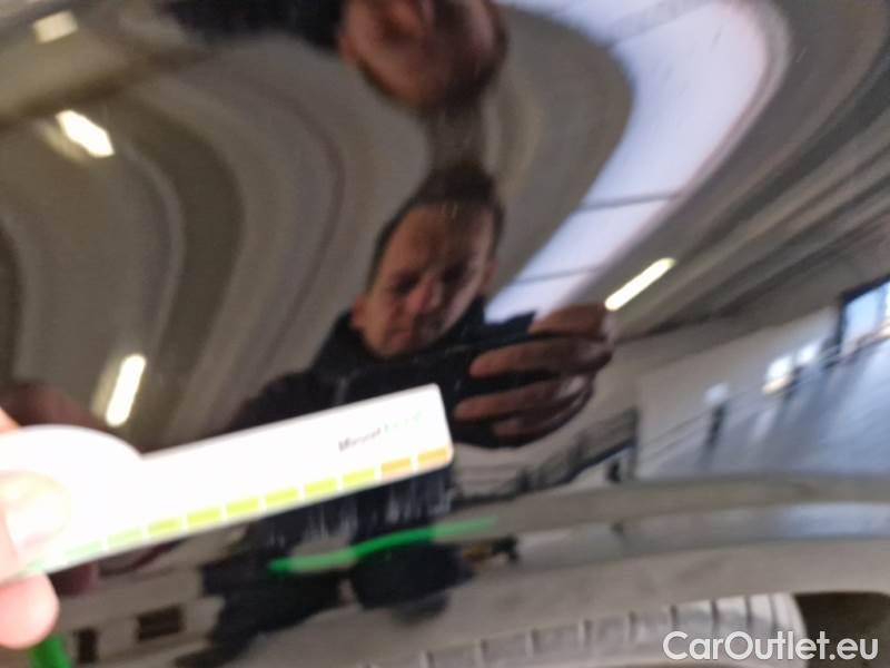 Volvo  V60 VOLVO  / 2019 / 5P / STATION WAGON B4 D AUTOM. MOMENTUM BUSINESS #61