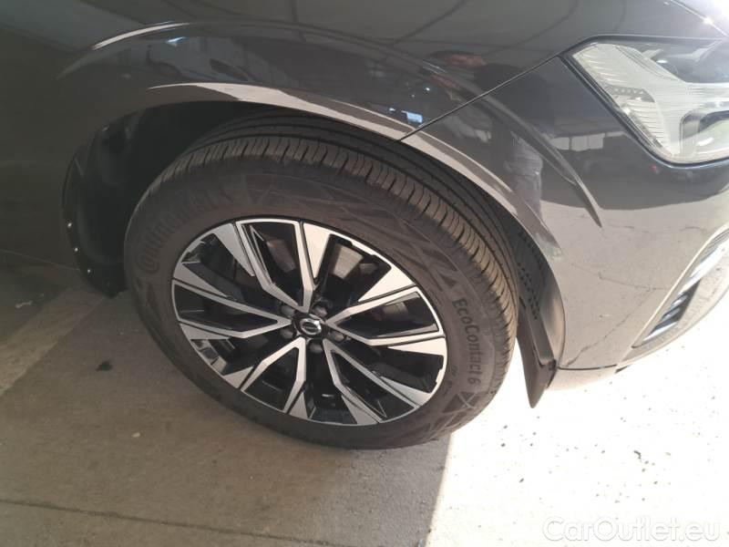 Volvo  XC60 VOLVO  / 2021 / 5P / FUORISTRADA B4 D AUTOMATICO CORE N1 #63