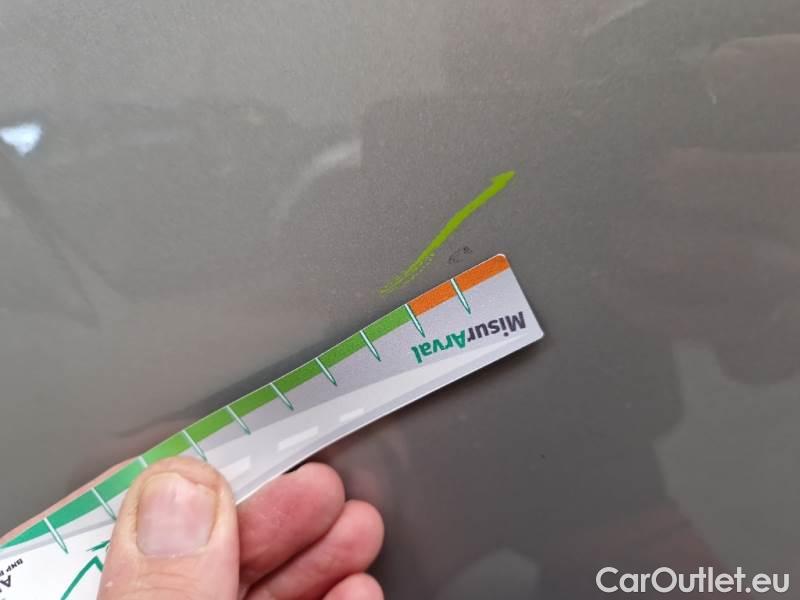 Volvo  XC60 VOLVO  / 2021 / 5P / SUV B4 D AUTOMATICO MOMENTUM PRO #60