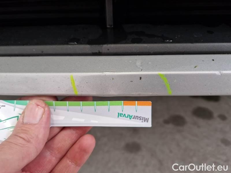 Volvo  XC60 VOLVO  / 2021 / 5P / SUV B4 D AUTOMATICO MOMENTUM PRO #35