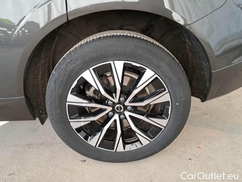 Volvo  XC60 VOLVO  / 2021 / 5P / FUORISTRADA B4 D AUTOMATICO CORE N1 #19
