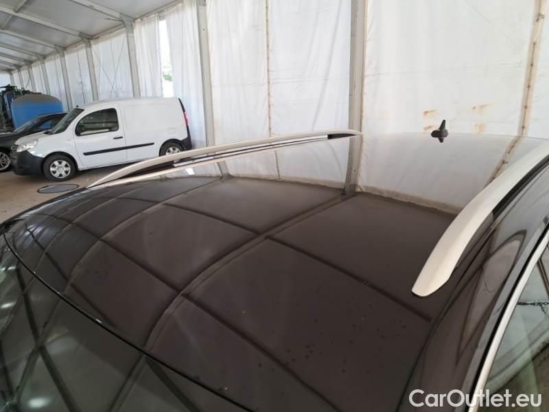 Volkswagen  Tiguan VOLKSWAGEN  / 2020 / 5P / SUV 2.0 TSI ELEGANCE DSG 4MOTION #22