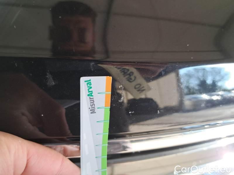 Volkswagen  Tiguan VOLKSWAGEN  / 2020 / 5P / SUV 2.0 TSI ELEGANCE DSG 4MOTION #29