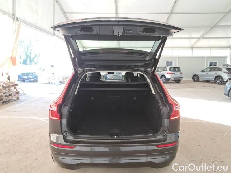 Volvo  XC60 VOLVO  / 2021 / 5P / FUORISTRADA B4 D AUTOMATICO CORE N1 #5