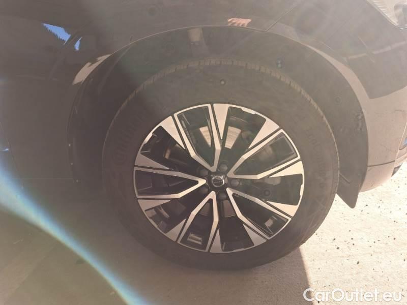 Volvo  XC60 VOLVO  / 2021 / 5P / FUORISTRADA B4 D AUTOMATICO CORE N1 #17