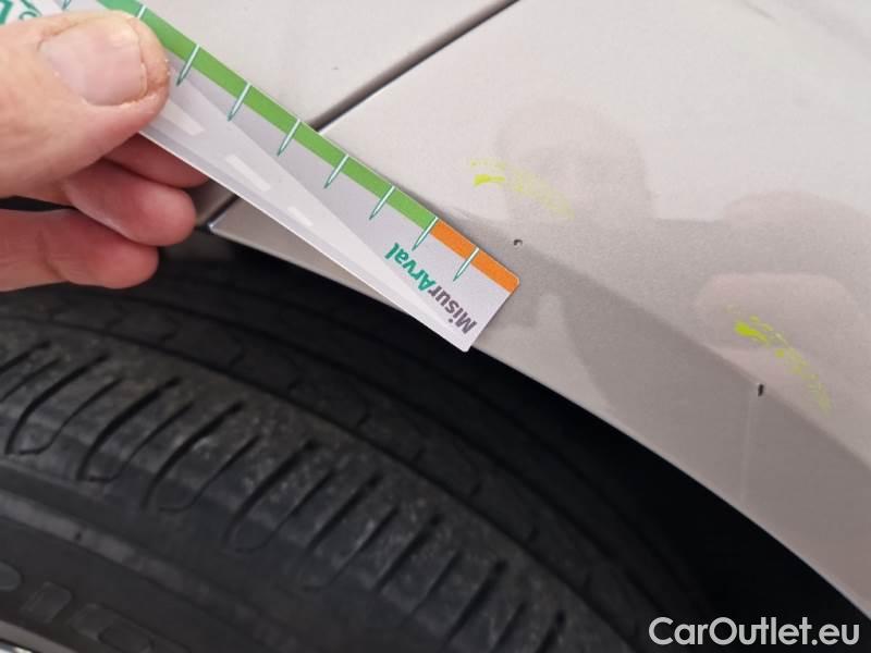 Volvo  XC60 VOLVO  / 2021 / 5P / SUV B4 D AUTOMATICO MOMENTUM PRO #38