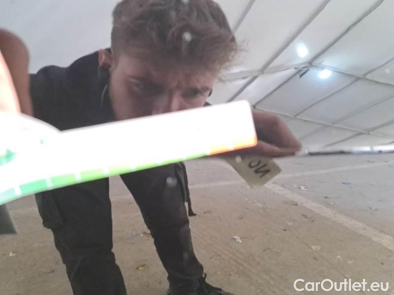 Volkswagen  Tiguan VOLKSWAGEN  / 2020 / 5P / SUV 2.0 TSI ELEGANCE DSG 4MOTION #53