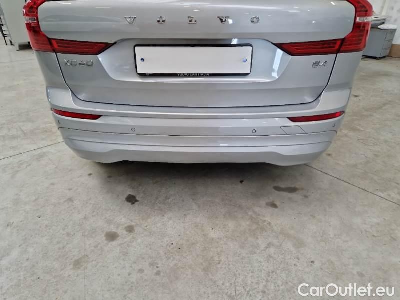 Volvo  XC60 VOLVO  / 2021 / 5P / SUV B4 D AUTOMATICO MOMENTUM PRO #57
