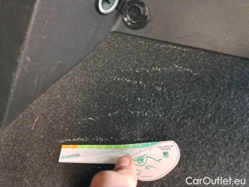 Volkswagen  Tiguan VOLKSWAGEN  / 2020 / 5P / SUV 2.0 TSI ELEGANCE DSG 4MOTION #89