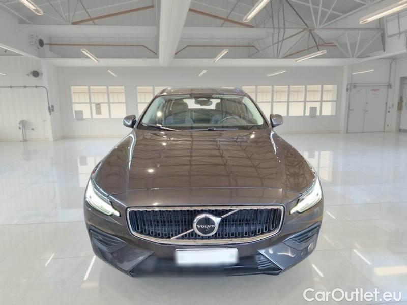 Volvo  V60 VOLVO  / 2019 / 5P / STATION WAGON B4 D AUTOM.CORE #6