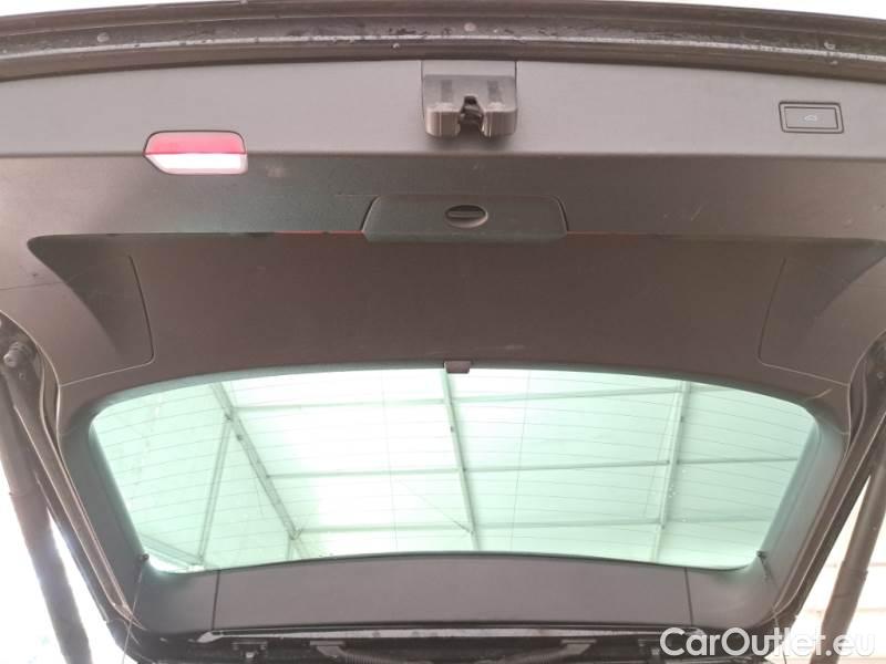 Volkswagen  Tiguan VOLKSWAGEN  / 2020 / 5P / SUV 2.0 TSI ELEGANCE DSG 4MOTION #90