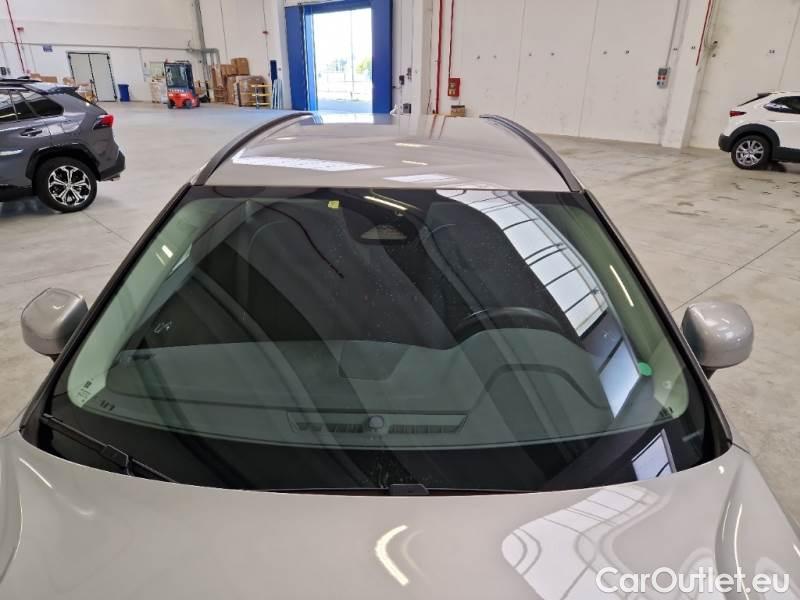 Volvo  XC60 VOLVO  / 2021 / 5P / SUV B4 D AUTOMATICO MOMENTUM PRO #10