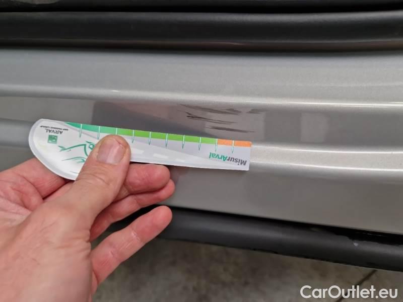 Volvo  XC60 VOLVO  / 2021 / 5P / SUV B4 D AUTOMATICO MOMENTUM PRO #84