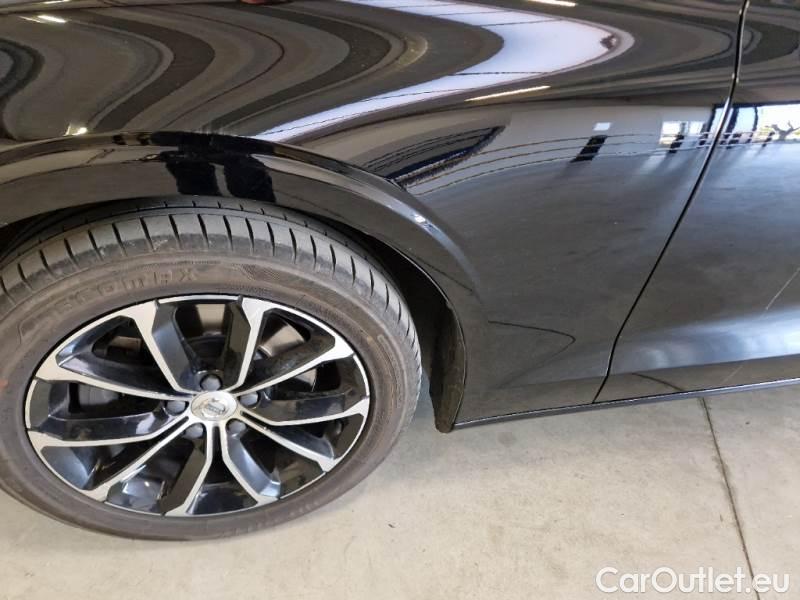 Volvo  V60 VOLVO  / 2019 / 5P / STATION WAGON B4 D AUTOM. MOMENTUM BUSINESS #59