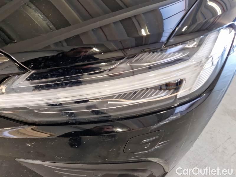 Volvo  V60 VOLVO  / 2019 / 5P / STATION WAGON B4 D AUTOM. MOMENTUM BUSINESS #29