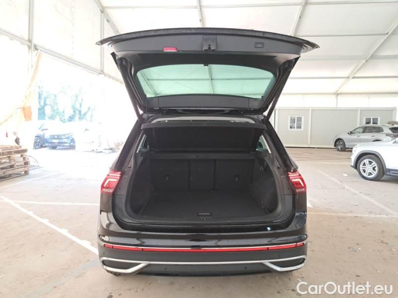 Volkswagen  Tiguan VOLKSWAGEN  / 2020 / 5P / SUV 2.0 TSI ELEGANCE DSG 4MOTION #5