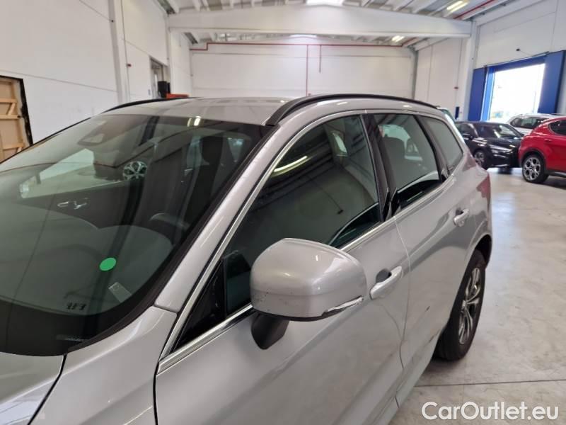 Volvo  XC60 VOLVO  / 2021 / 5P / SUV B4 D AUTOMATICO MOMENTUM PRO #77