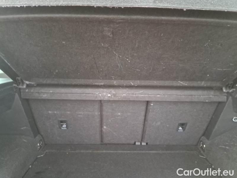 Volkswagen  Tiguan VOLKSWAGEN  / 2020 / 5P / SUV 2.0 TSI ELEGANCE DSG 4MOTION #86