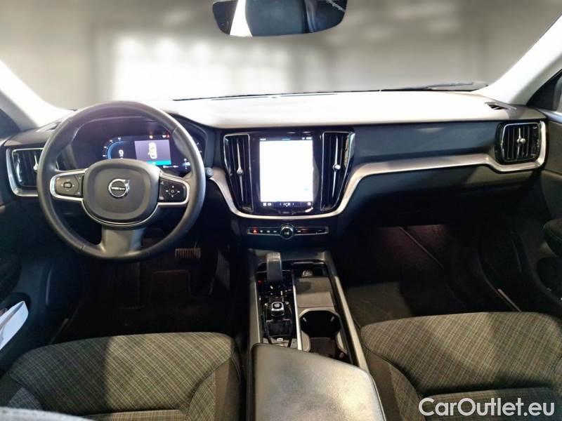 Volvo  V60 VOLVO  / 2019 / 5P / STATION WAGON B4 D AUTOM.CORE #3