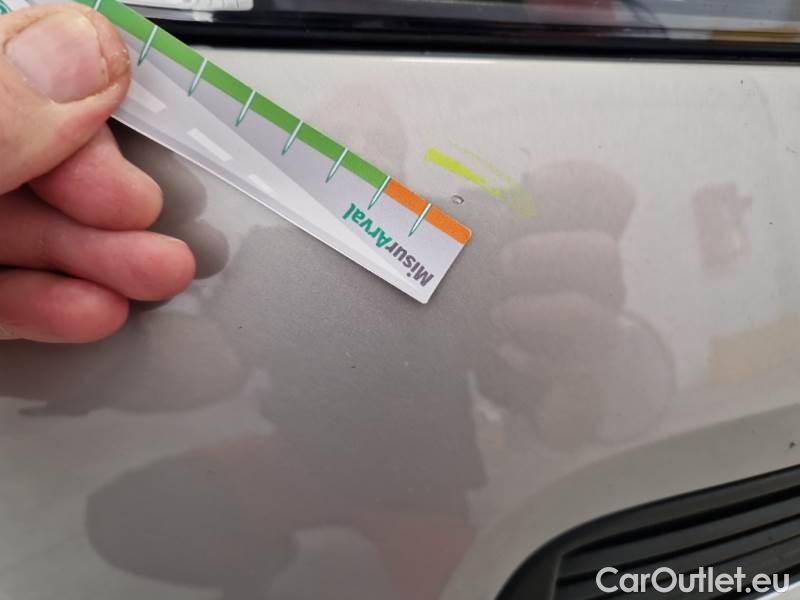 Volvo  XC60 VOLVO  / 2021 / 5P / SUV B4 D AUTOMATICO MOMENTUM PRO #37