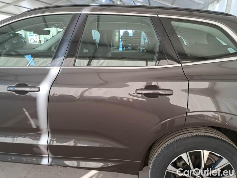 Volvo  XC60 VOLVO  / 2021 / 5P / FUORISTRADA B4 D AUTOMATICO CORE N1 #53