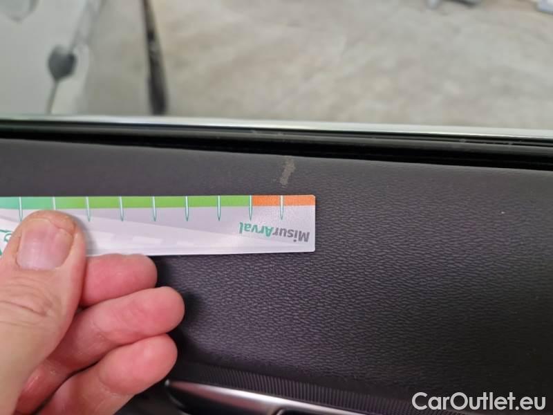 Volvo  XC60 VOLVO  / 2021 / 5P / SUV B4 D AUTOMATICO MOMENTUM PRO #94