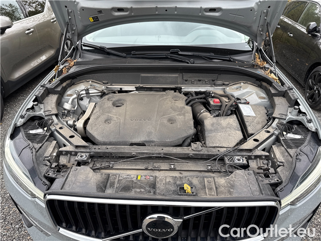 Volvo  XC60  B4 D Core AWD AT #9